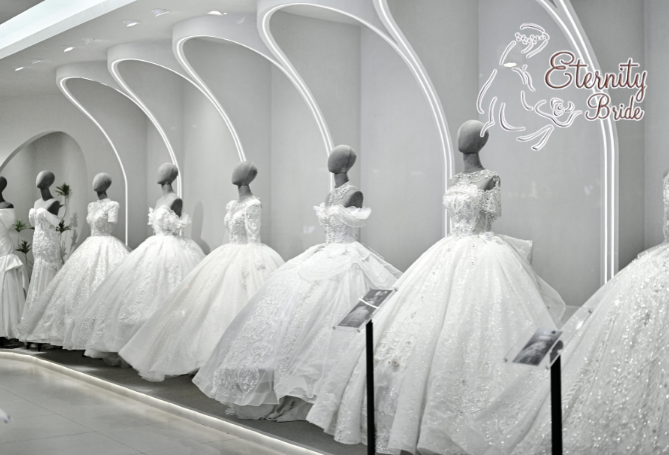 Proceso avanzado de análisis y restauración textil